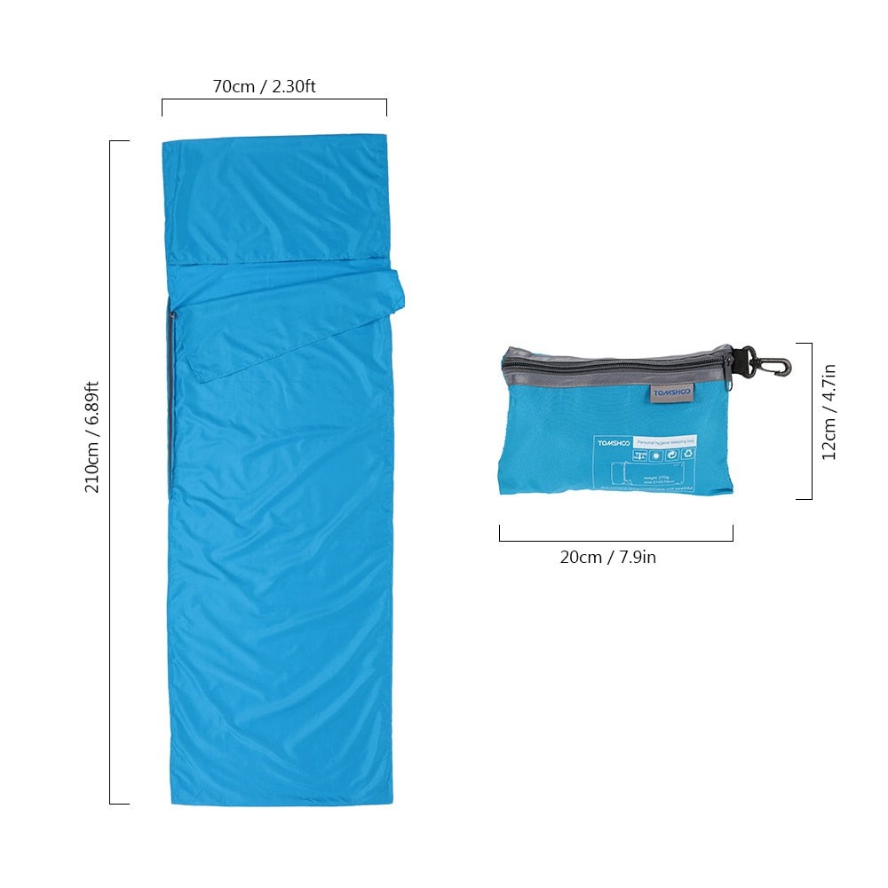 Espace Généreux - Avec des dimensions de 70x210 cm, ce sac de couchage offre un espace spacieux pour vous détendre et vous reposer confortablement