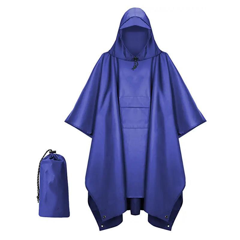 Protection Totale - La capuche ajustable assure une protection complète, vous permettant de rester confortablement à l'abri de la pluie