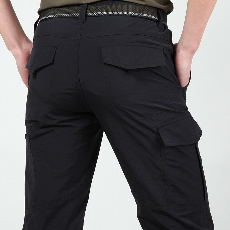 Respirabilité Optimale - Conçus avec des matériaux respirants, ces pantalons assurent une circulation d'air optimale par temps chaud